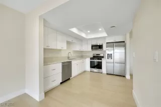 Photo #6: 2750353 Listing 