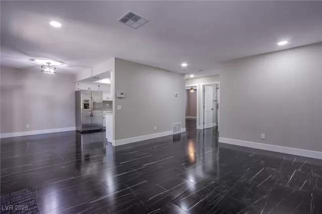 MLS: 2750356 Condo For Sale