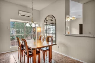 Photo #6: 2750366 Listing