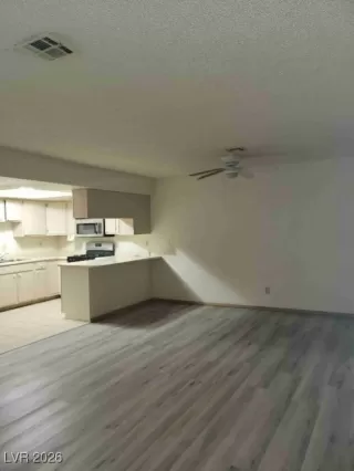 Photo #1: 2750456 Listing 