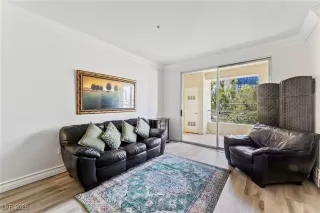 Photo #5: 2750496 Listing 