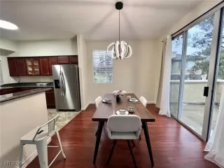 Photo #4: 2750531 Listing 