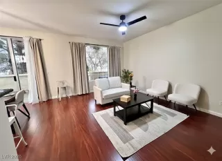 Photo #6: 2750531 Listing 