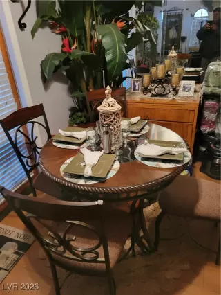 Photo #5: 2750606 Listing 