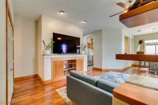 Photo #2: 2750641 Listing 