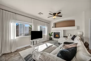 Photo #1: 2750670 Listing 