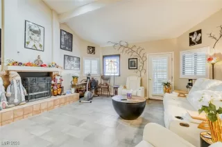 Photo #6: 2750675 Listing 