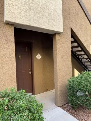 Photo #2: 2750766 Listing 