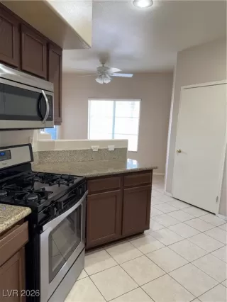 Photo #5: 2750766 Listing 