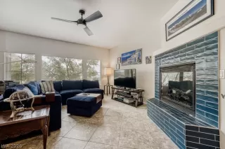 Photo #4: 2750818 Listing 