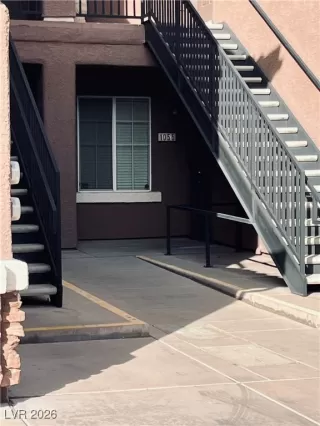 Photo #2: 2750831 Listing 