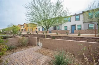 Photo #2: 2750840 Listing 