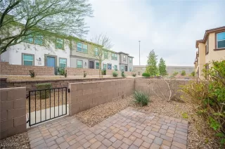 Photo #3: 2750840 Listing 