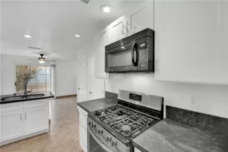 Photo #3: 2750844 Listing 