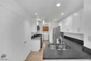 Photo #4: 2750844 Listing 