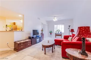 Photo #5: 2750861 Listing 