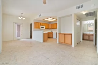 Photo #3: 2750864 Listing 