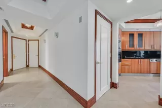 Photo #3: 2750921 Listing