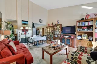 Photo #6: 2750931 Listing