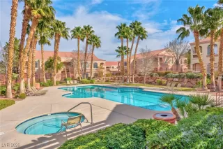 Photo #1: 2750946 Listing