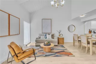 Photo #2: 2750954 Listing 