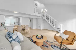 Photo #5: 2750954 Listing 