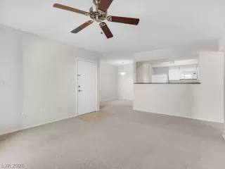 Photo #5: 2750968 Listing 