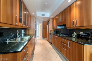 Photo #4: 2750973 Listing