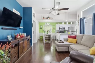 Photo #1: 2750981 Listing 