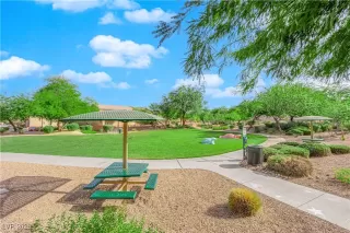 Photo #1: 2751000 Listing