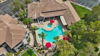 Photo #3: 2751006 Listing