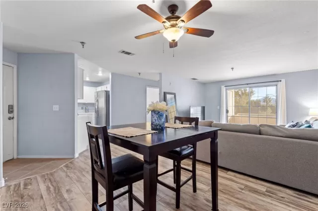 MLS: 2751023 Condo For Sale