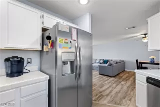 Photo #4: 2751023 Listing 