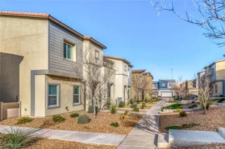 Photo #3: 2751028 Listing 