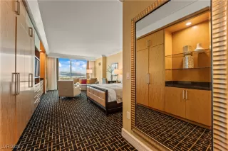 Photo #2: 2751035 Listing