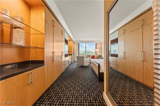 Photo #3: 2751035 Listing