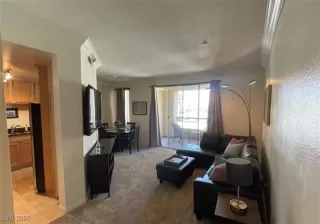 Photo #5: 2751072 Listing 