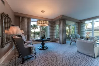 More Details about MLS # 2751079 : 1 HUGHES CENTER DRIVE 304