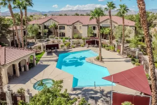 Photo #1: 2751083 Listing 