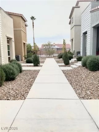 Photo #1: 2751113 Listing