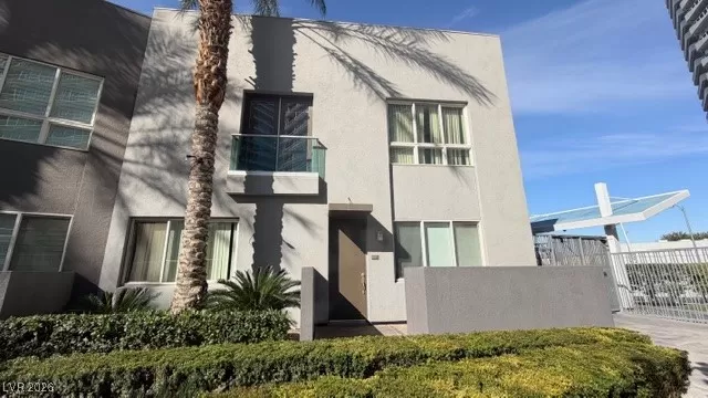 MLS: 2751144 Condo For Sale