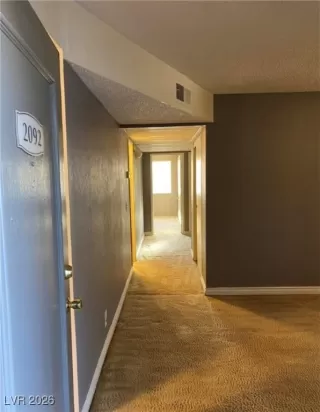 Photo #3: 2751146 Listing 