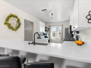 Photo #6: 2751179 Listing 