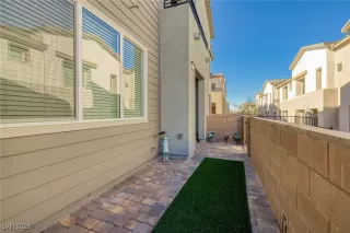 Photo #3: 2751260 Listing 