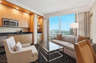 Photo #2: 2751281 Listing 