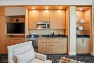 Photo #4: 2751281 Listing 