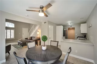 Photo #5: 2751317 Listing 