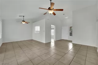 Photo #3: 2751346 Listing 