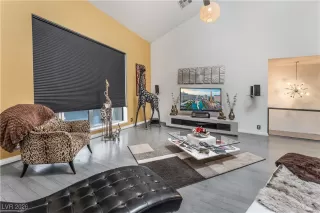 Photo #5: 2751382 Listing 