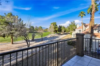 Photo #2: 2751399 Listing 